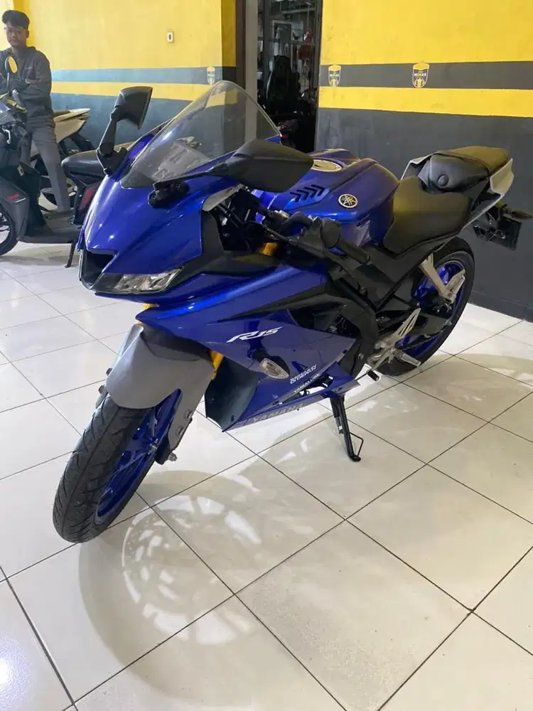 R15 v3 km low pajak on