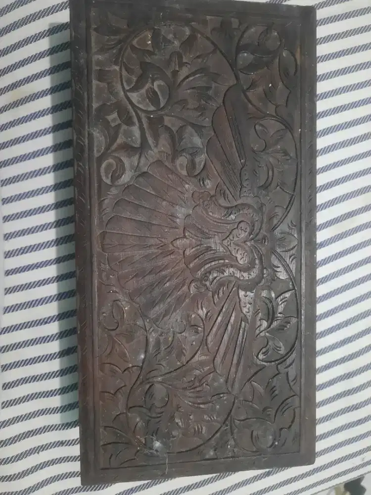Kotak perhiasan ukir bali