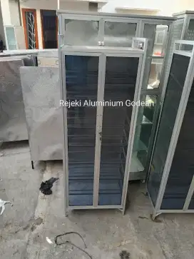 Rak sepatu minimalis