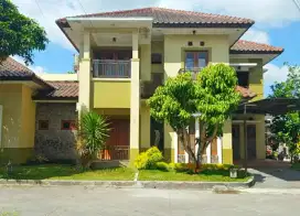 Rumah mewah istimewa