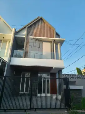 Dijual rumah baru gress model Scandinavian di Manyar Tirtoyoso