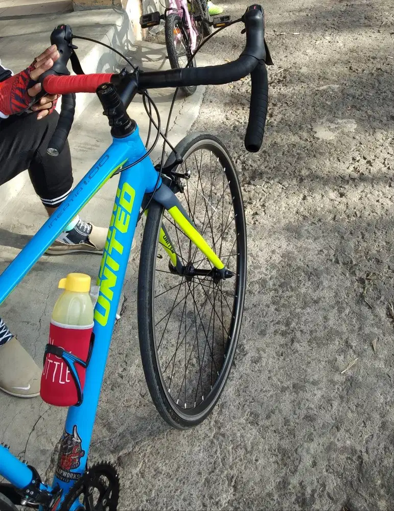 Road bike merk united