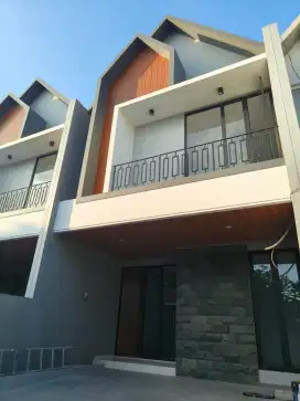 Dijual rumah baru gress model Scandinavia di Manyar Tirtoyoso