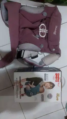 Gendongan preloved carrier