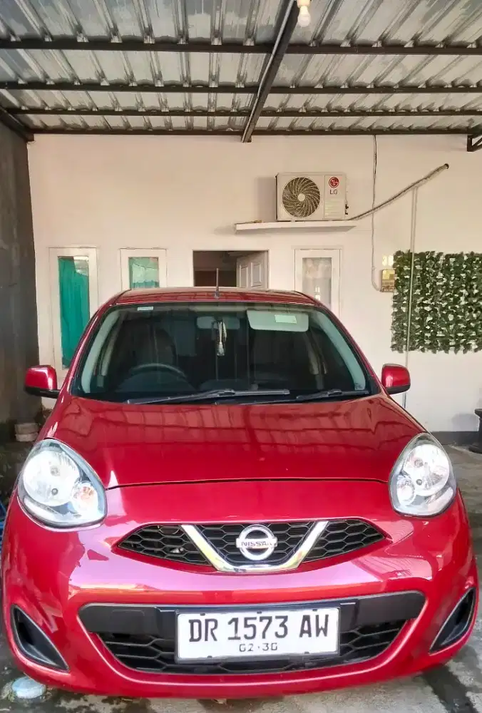 Nissan March 2015 1.2 MT
