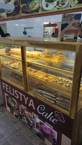 Etalase Kayu Jati Asli