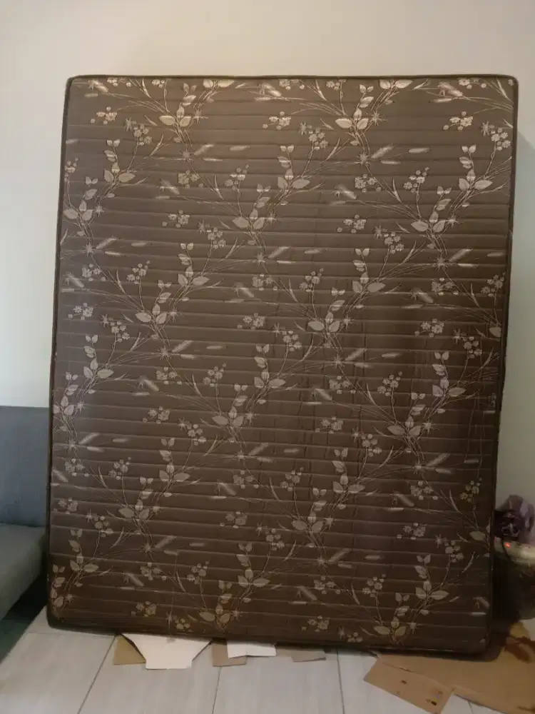 QUEEN GUHDO SPRINGBED UK 160 X 200 X 30