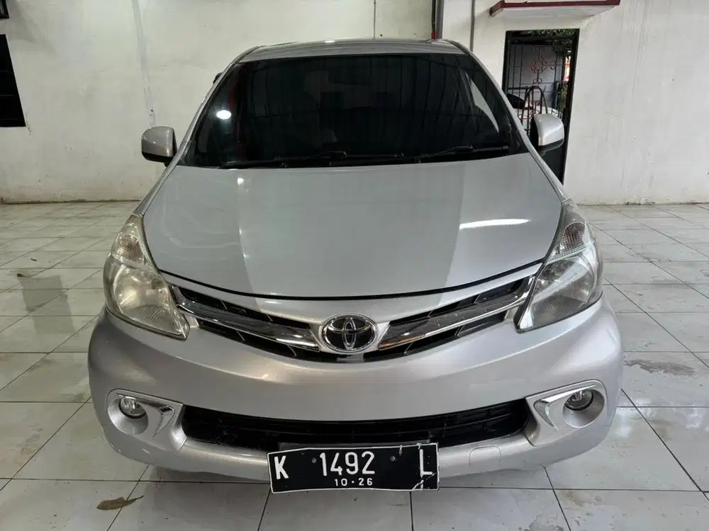 Toyota avanza 2012