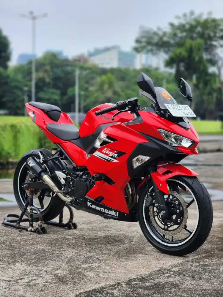 Kawasaki New Ninja 250 FI With Leovince