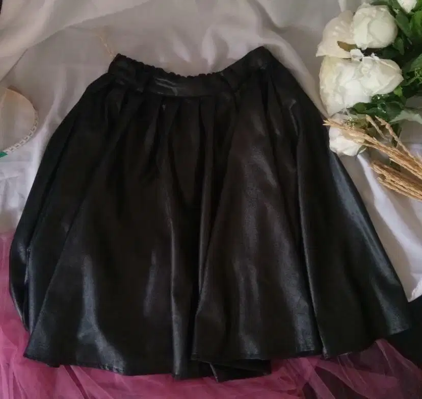Rok Maxi Black Berkaret