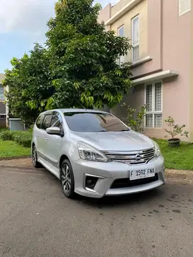 Nissan Grand Livina High Way Star 1.5 CVT