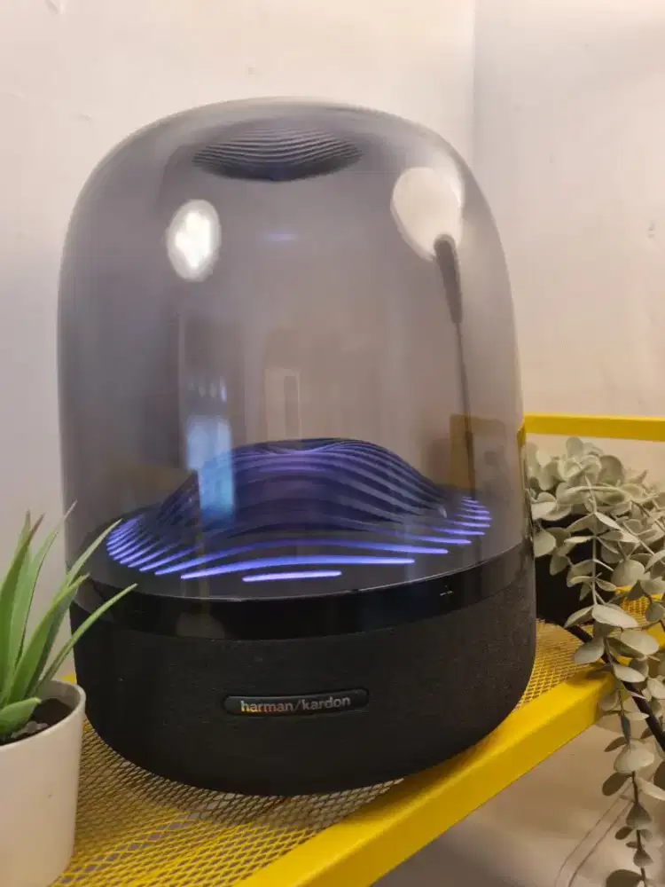 Harman Kardon aura studio 3