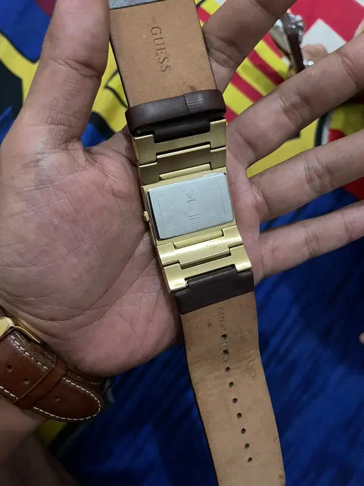 jam tangan guess collection original