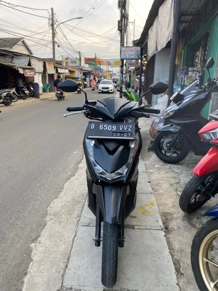 Honda Beat Deluxe 2022 Gress