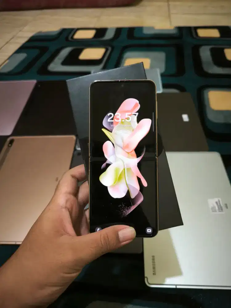 Samsung z flip 4 8/256 gb