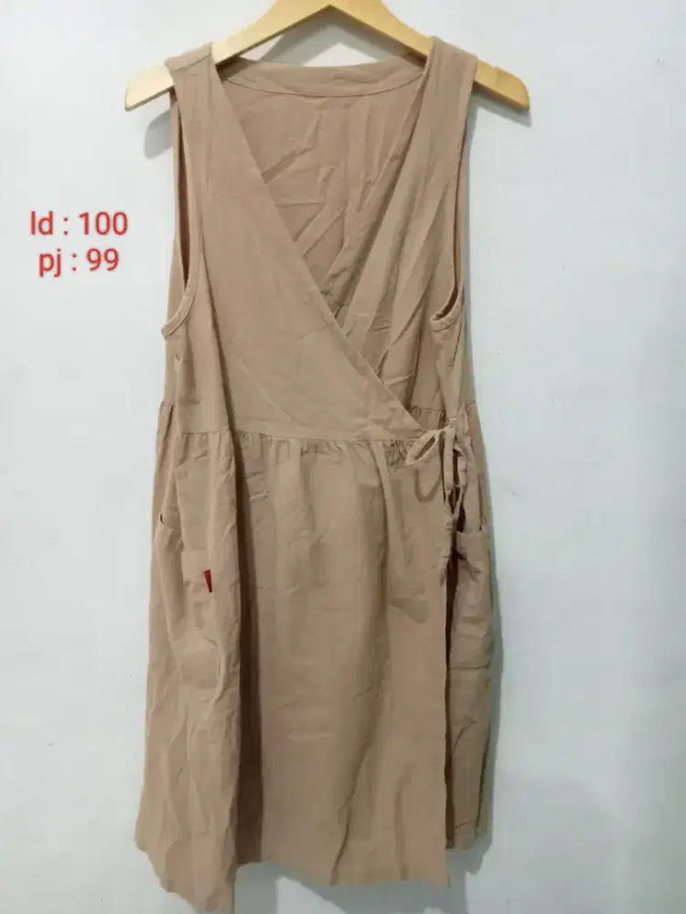 PRELOVED ATASAN/DRESS