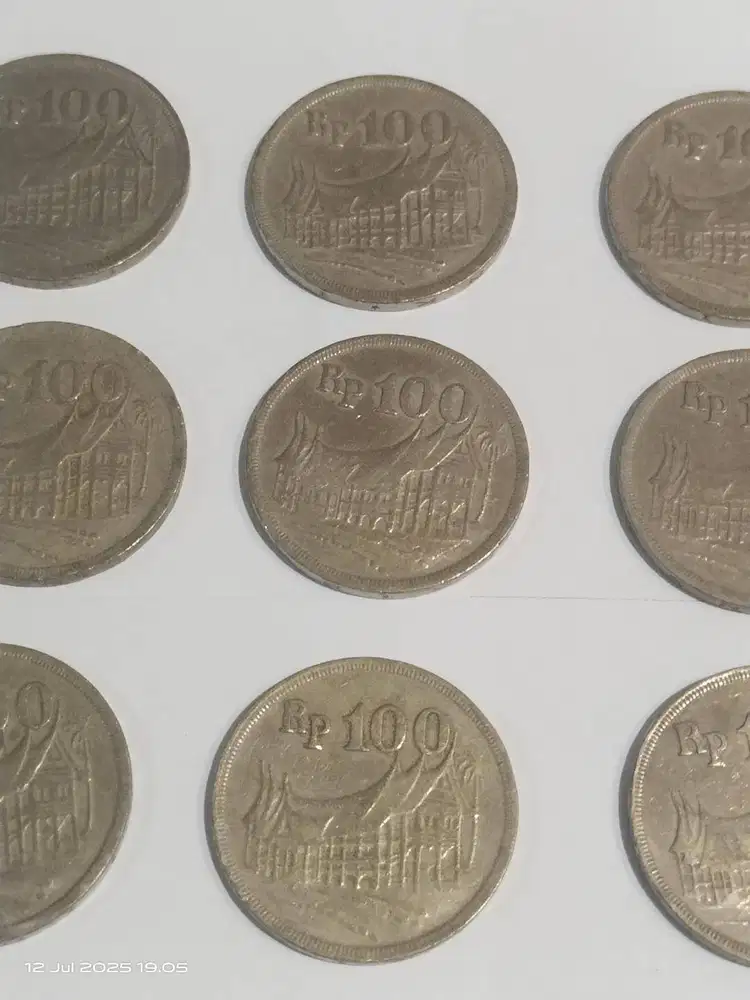Koin Kuno Rumah Gadang Rp 100