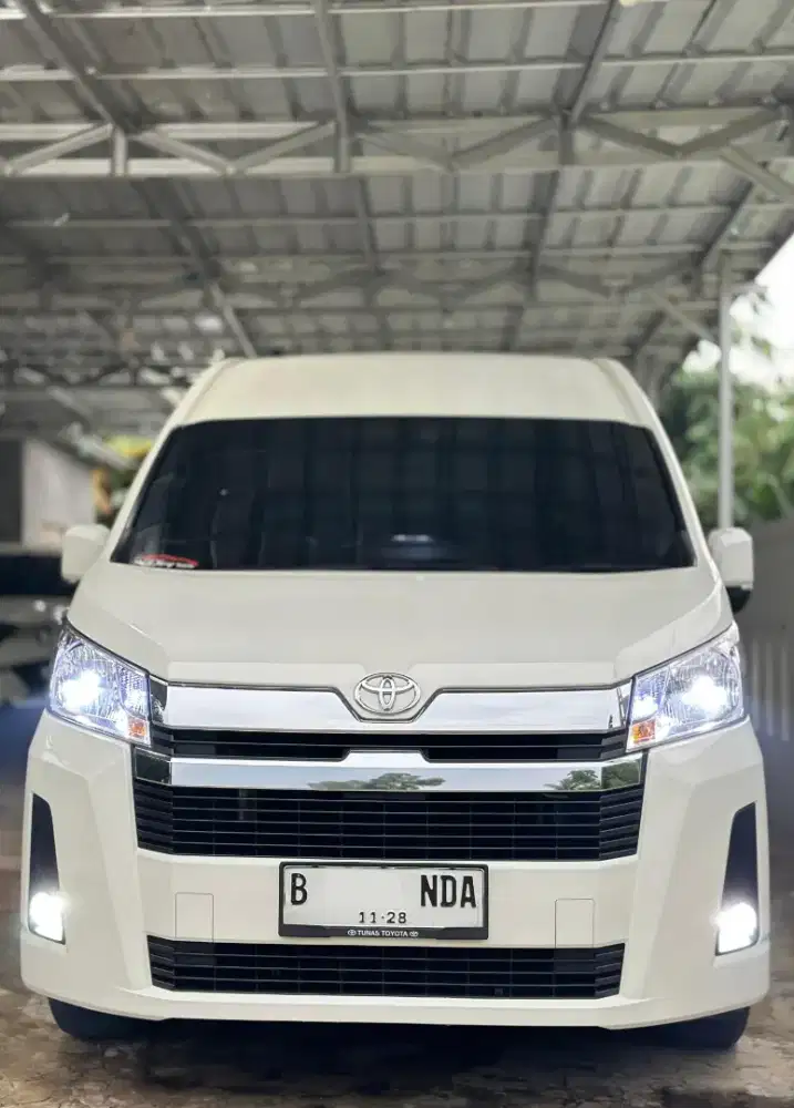 HIACE PREMIO Seat 15 Sudah Upgrade Jok