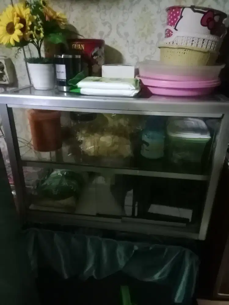 Etalase makanan