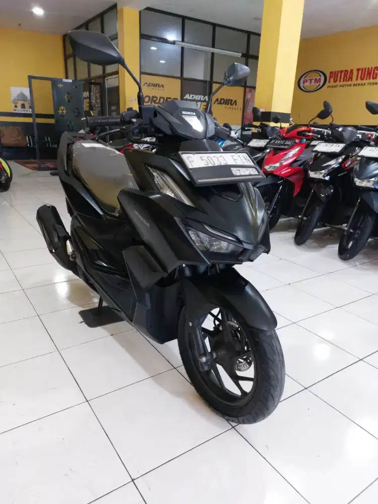 Vario 160 cbs 2023 dp 800k