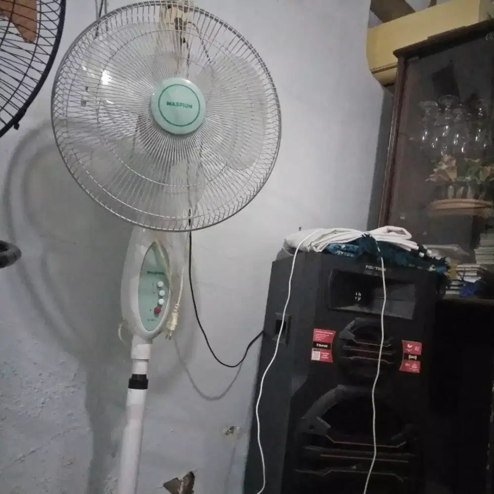 Kipas angin berdiri maspion
