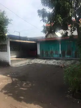 Tanah Bonus Bangunan Garasi Dekat Jl. Magelang Km 14 Sleman Dijual