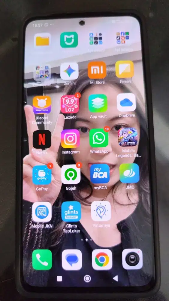 Xiaomi Redmi Note 14 5G Ram 12+6GB Rom 512GB Warna Hitam.