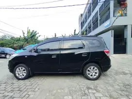 Chevrolet Spin 2014 Bensin