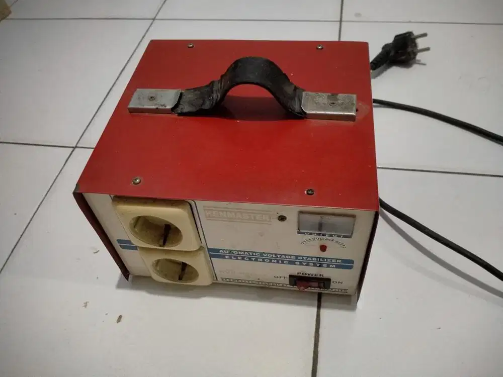 Stabilizer Kenmaster 1000 watt