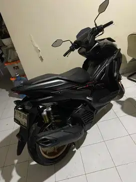 Yamaha Aerox Connected ABS 2025 Hitam
