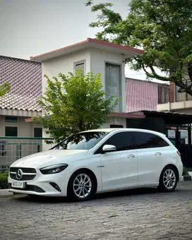 Mercedes Benz B200 Progresive Line Putih 2018 Tdp Menarik Ori Bu Antik