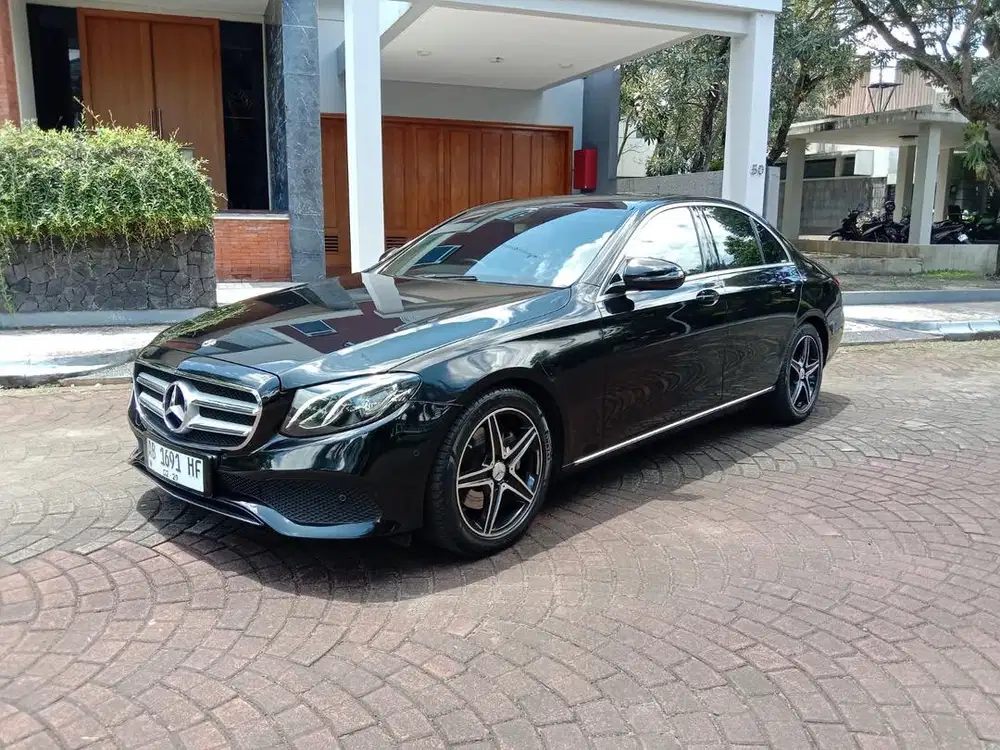 E250 Avantgarde matic 2018 (Gratis balik nama)