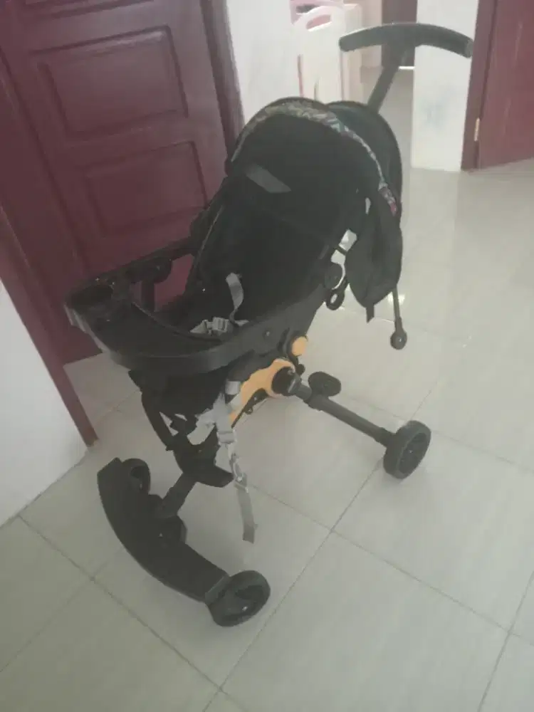 Stoler bayi dan balita