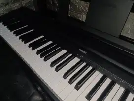 Digital piano Yamaha P45