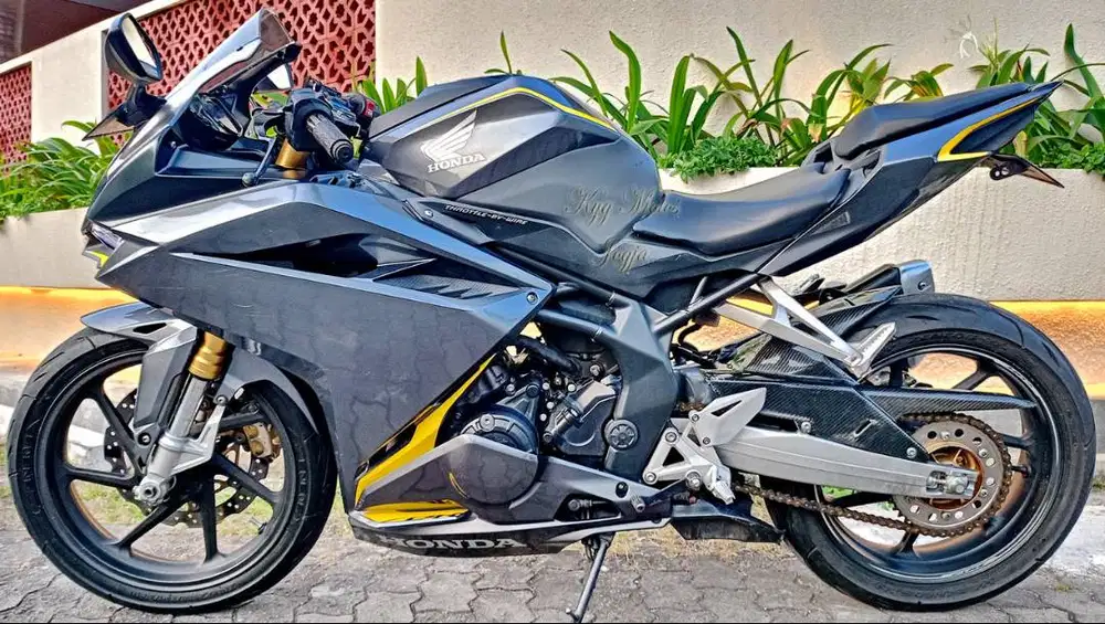 CBR250RR CBR250 CBR 250 RR Type ABS Silver 2017 AB Kota Pajak Panjang