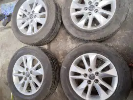 velg dan ban mobil innova reborn type G