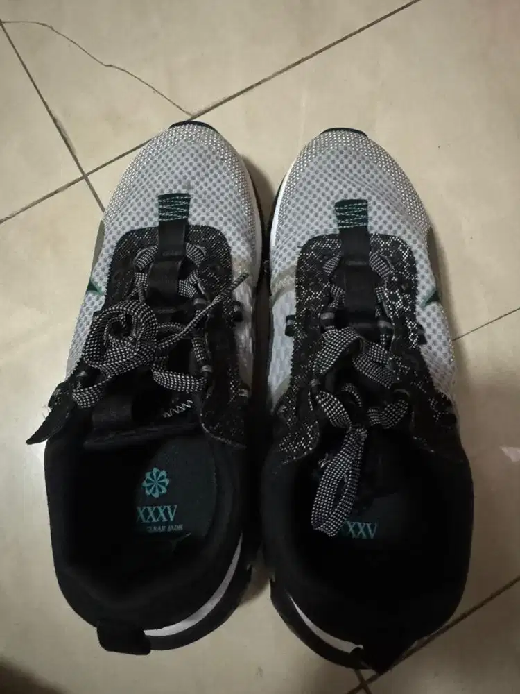Sepatu Nike Air