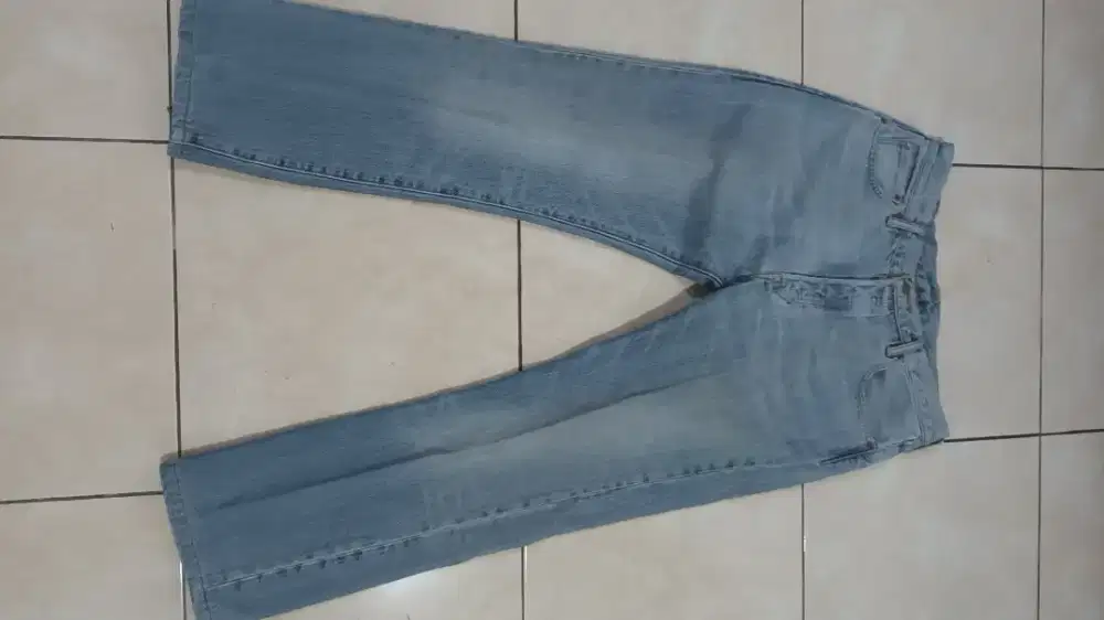 Jeans levis preloved