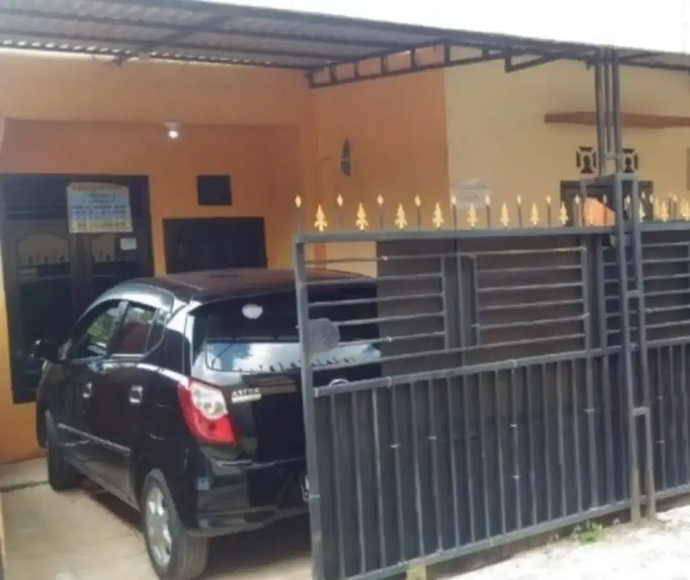 Disewakan Rmh 3Kt,2Km,Strategis. Cardport, Rak.gas,Rak cuci.Smua didlm