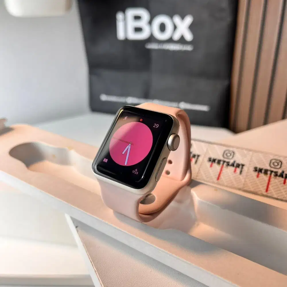 Apple Watch Series 3 38mm iBox Silver iwatch Battery Health 98%