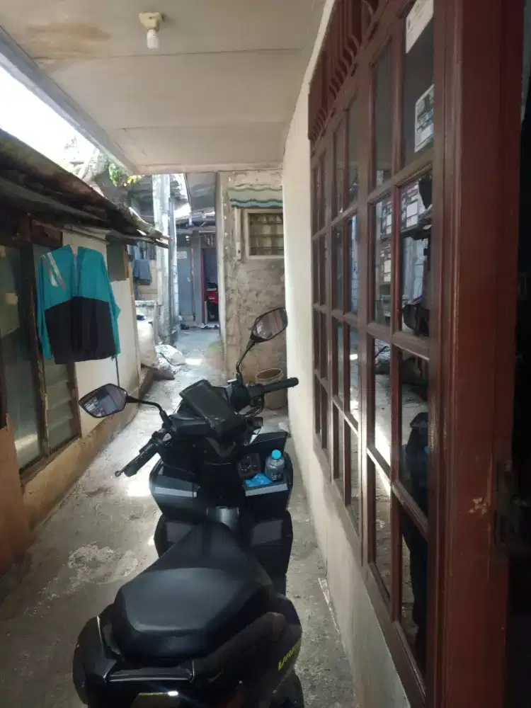 Jasa antar orang dan barang