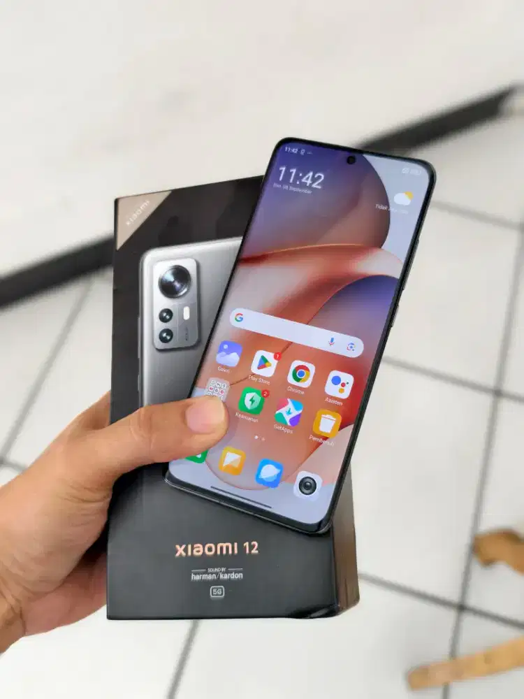 Xiaomi 12 lengkap original bawaan istimewa 256gb