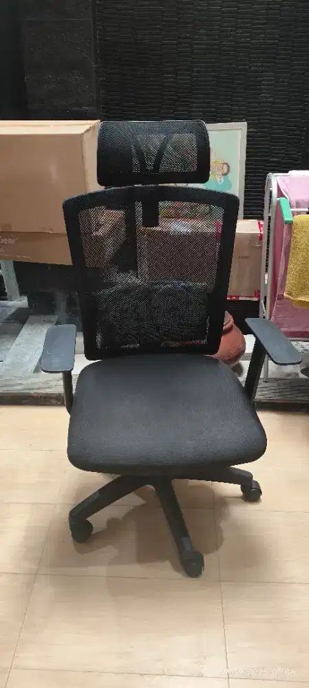 Kursi kantor putar