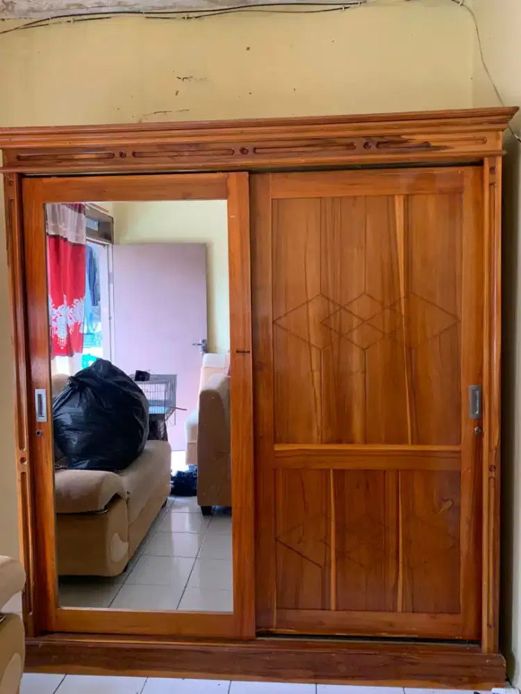 LEMARI KAYU JATI 2 PINTU SLIDING