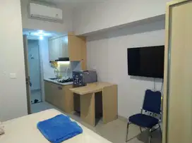 Sewa Apartemen summarecon full furnish Mewah