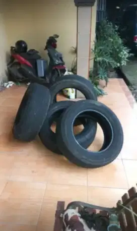 Ban Bridgestone 265/60 Ring 185 1 Set (4 Ban)