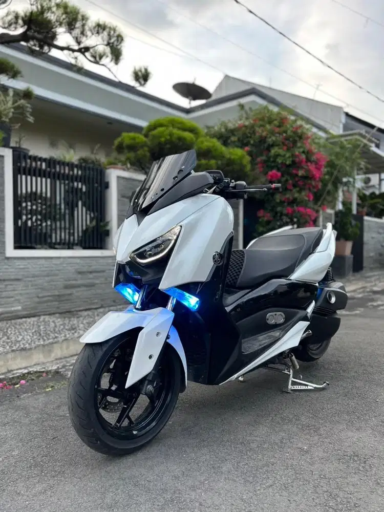 Xmax 2017 putih Favorite