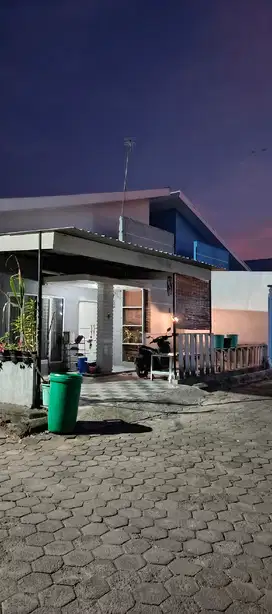 Dijual rumah makassar dekat tanjung bunga