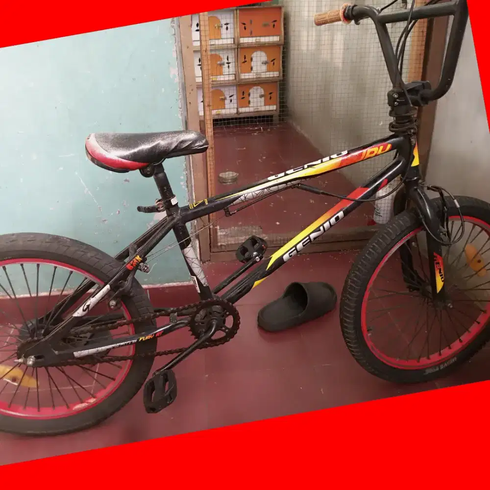 Sepeda BMX ukuran 20 inch merek Genio