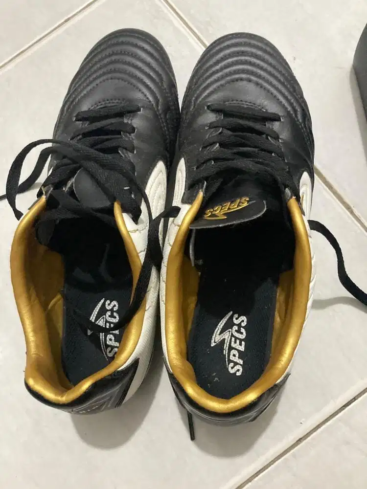 Sepatu Bola Specs Imperium
